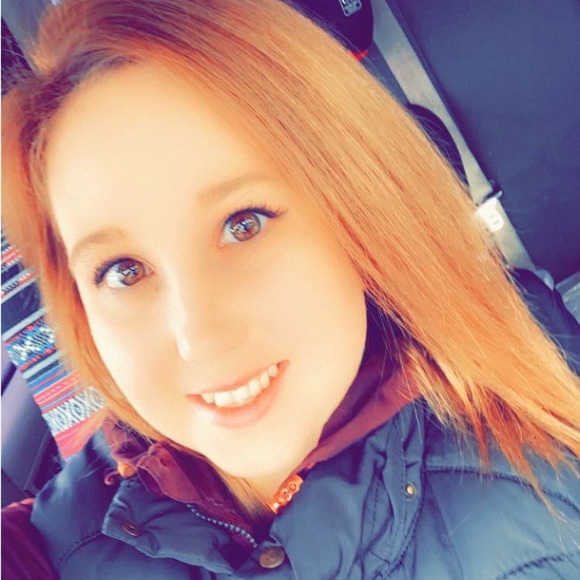 Meet your Posher, Lorrie - Picture 1 of 1